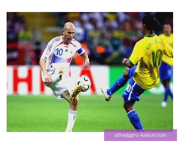 齐达内技术演变史：从古典前腰到大师级中场的风格转型